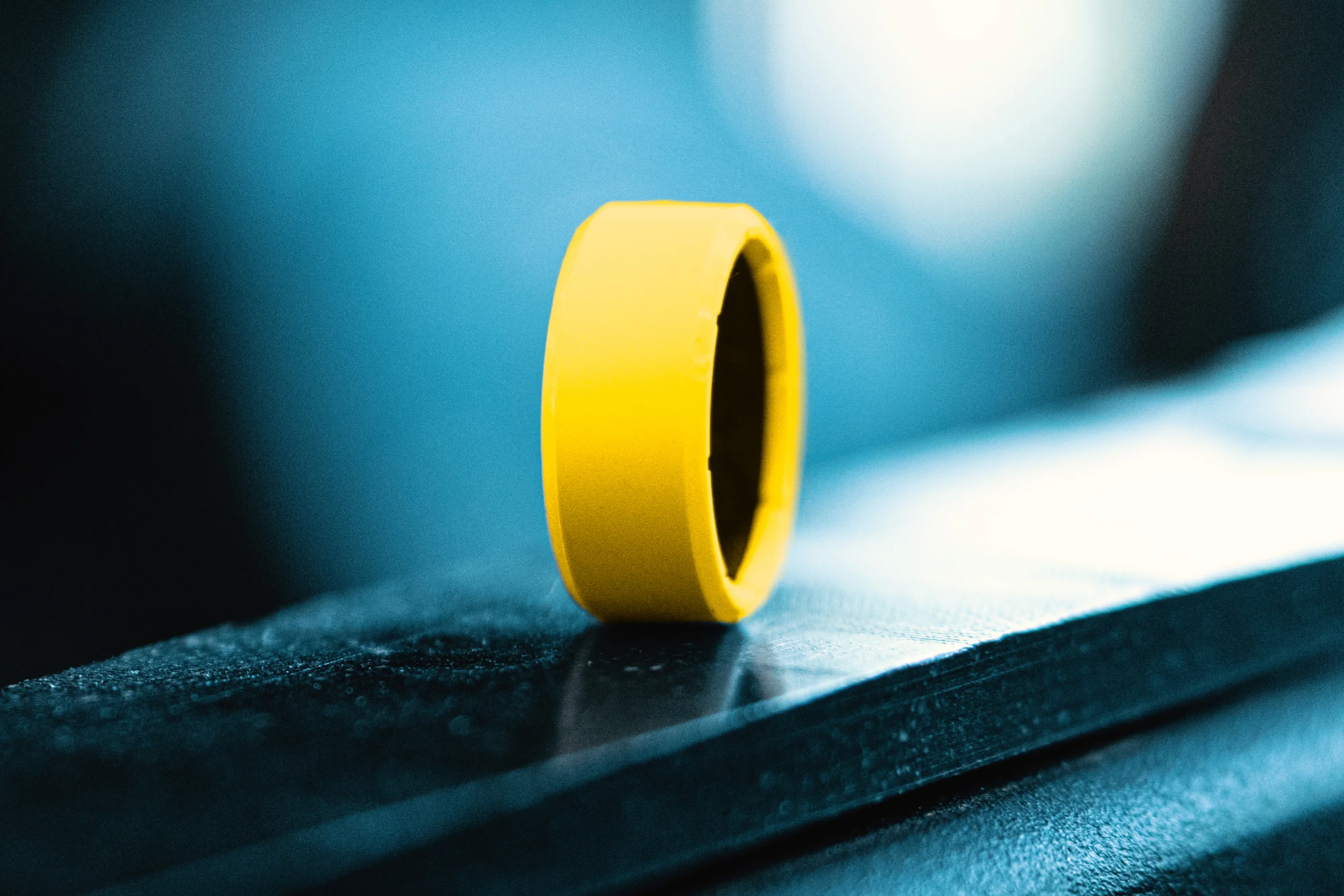 Zeus Pulse Yellow Thin Ring - Image 4